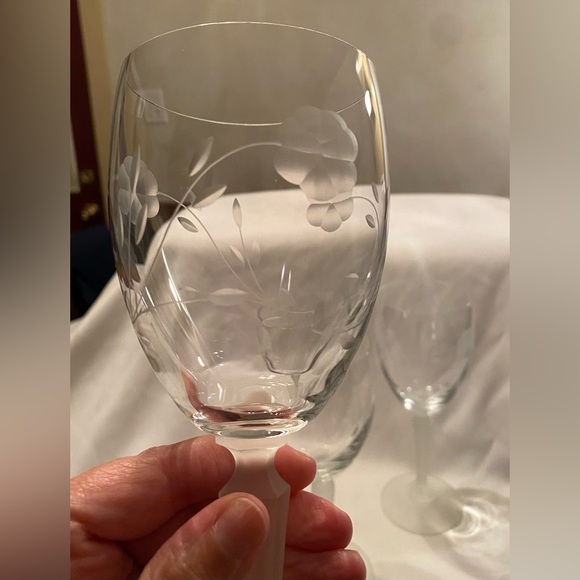 Vintage Floral Etched Glasses with Frosted Stems Set of 3 - Picture 12 of 12